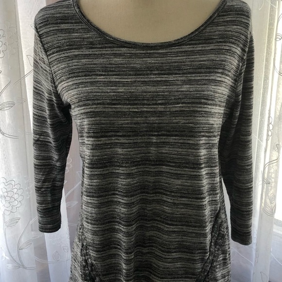 🎄 Denver Hayes black stripe  3/4 sleeve top L - Picture 2 of 7